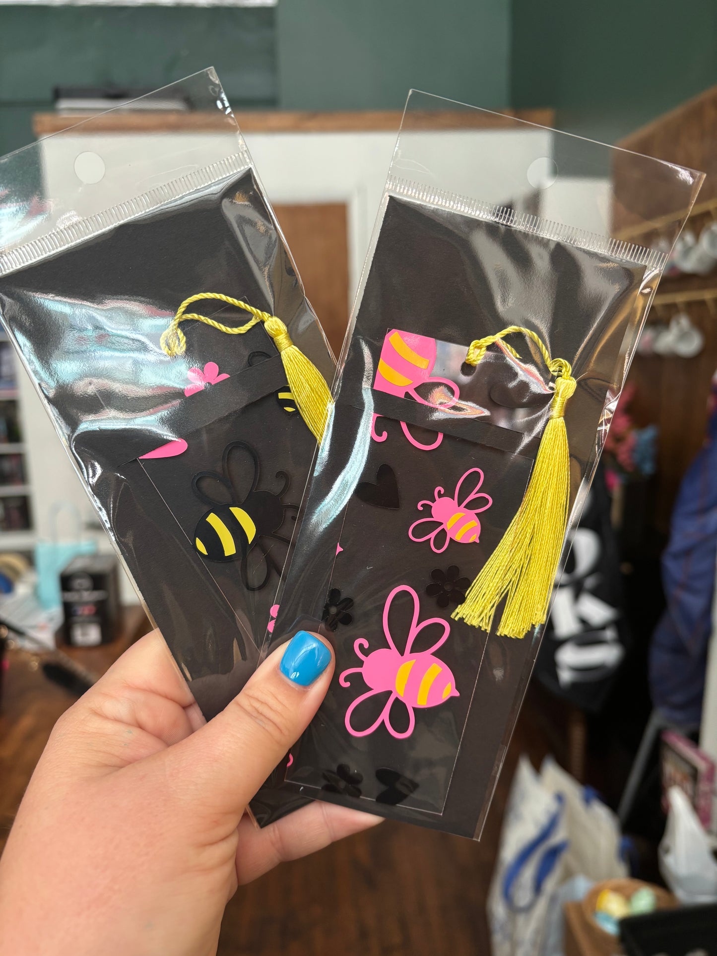 Bees bookmark