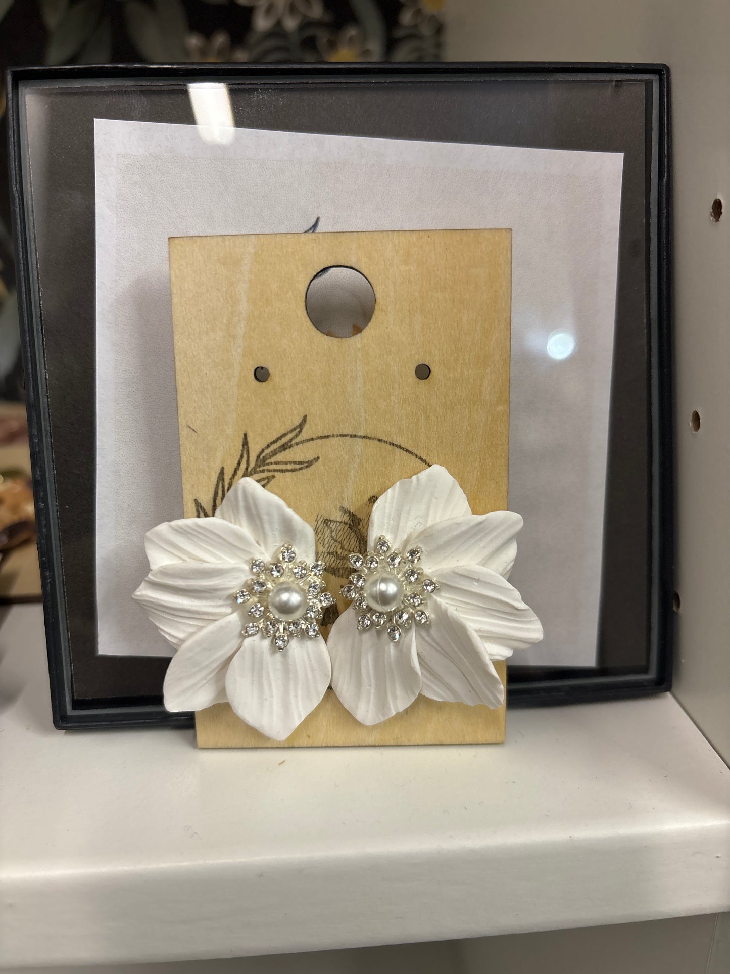White Floral earrings