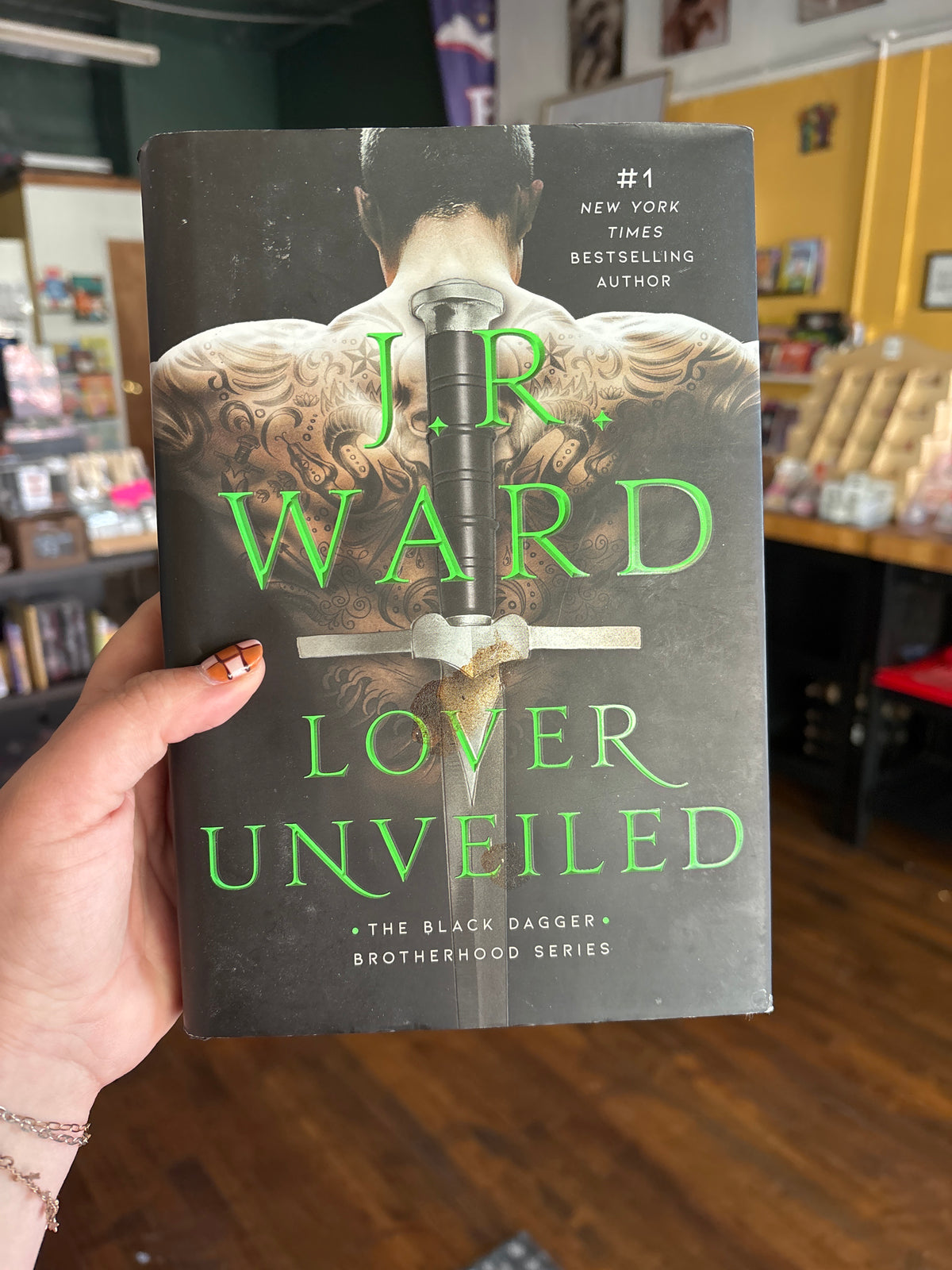 Lover Unveiled (USED)